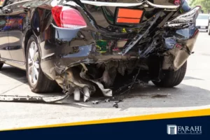 quién es culpable en un accidente automovilístico por alcance miniatura